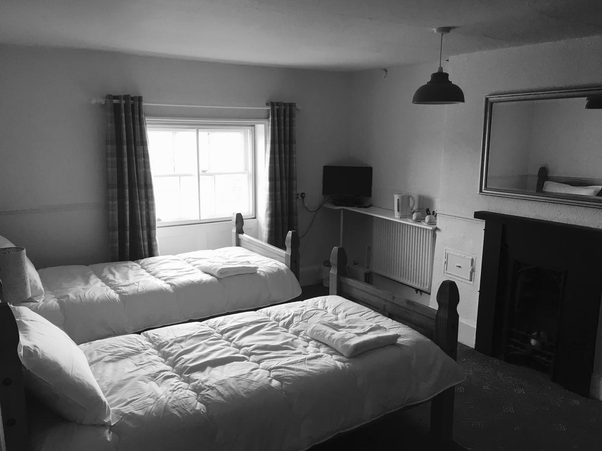 The Cross Keys Hotel Llanymynech Zewnętrze zdjęcie